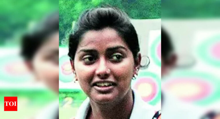 Goldi Shines, Deepika Crashes In Archery Ranking Meet | Kolkata News – Times of India