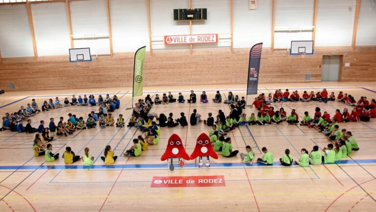 L'image du jour : les écoliers de Rodez à la découverte des sports olympiques et paralympiques